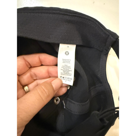 Lululemon Hat Women One Size Black Athletic Running Cap Strap back Training Golf - Picture 7 of 8